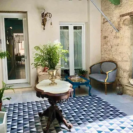 Casa Portus Gaditanus S Xviii Patio Andaluz