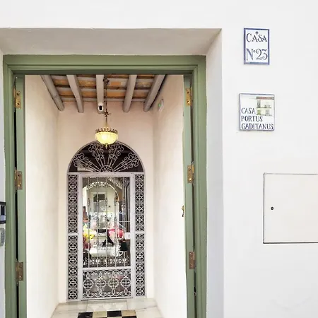 Casa Portus Gaditanus S Xviii Patio Andaluz Apartman El Puerto de Santa María
